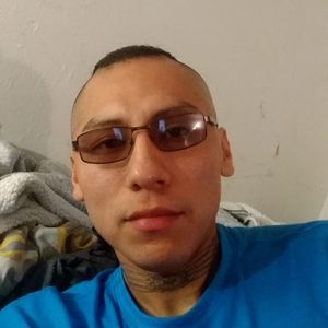 Meet your Posher, Max